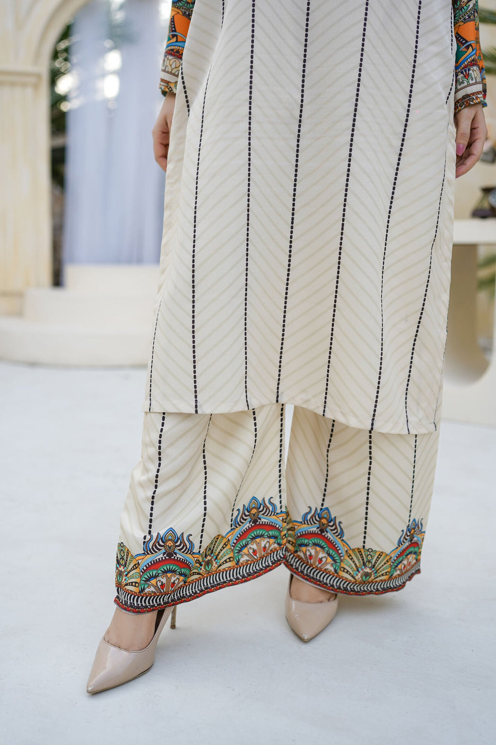 Zari Grace 2-Piece – Elegant Lawn Suit