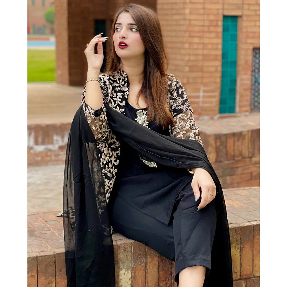 4pecs Grown Inner trouser & Duptta set. 4 pecs Suit for ladies. Emborided Handwork Suits.