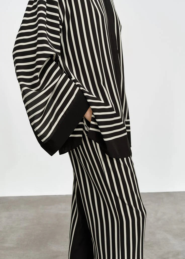 Stylish Zara Premium Silk suit Digital Grip 2 Piece